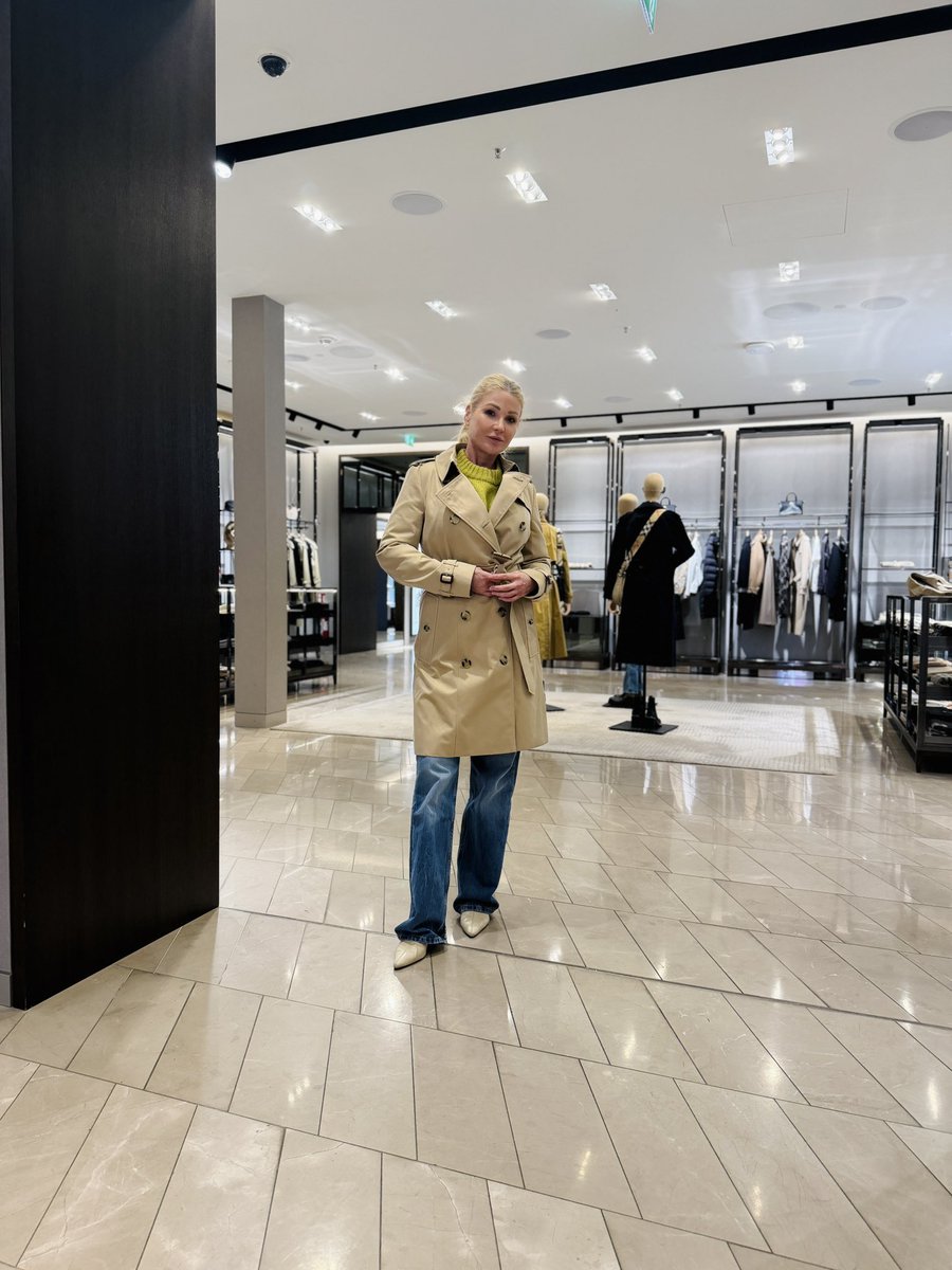 Eva Maria Strobl tweet media