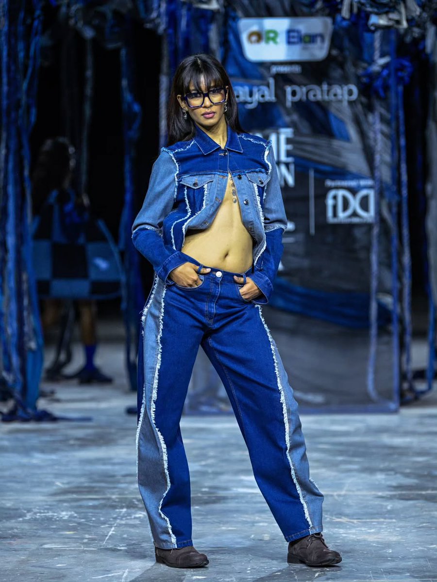 R | Elan tweet media