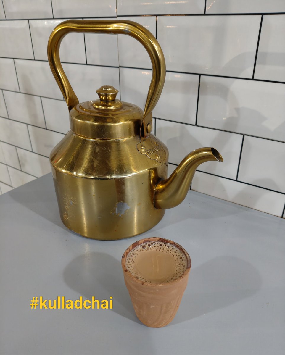 TheBard01's tweet image. How was today evening Tea?
Like Kullad Chai?
#tealovers