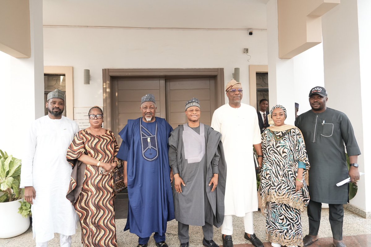 Ahead of today’s APC National Convention 2026, I convened a strategic meeting with members of the Security Subcommittee of the Election Committee to carefully review and strengthen our security arrangements. Our focus was on assessing existing plans to secure all election-related