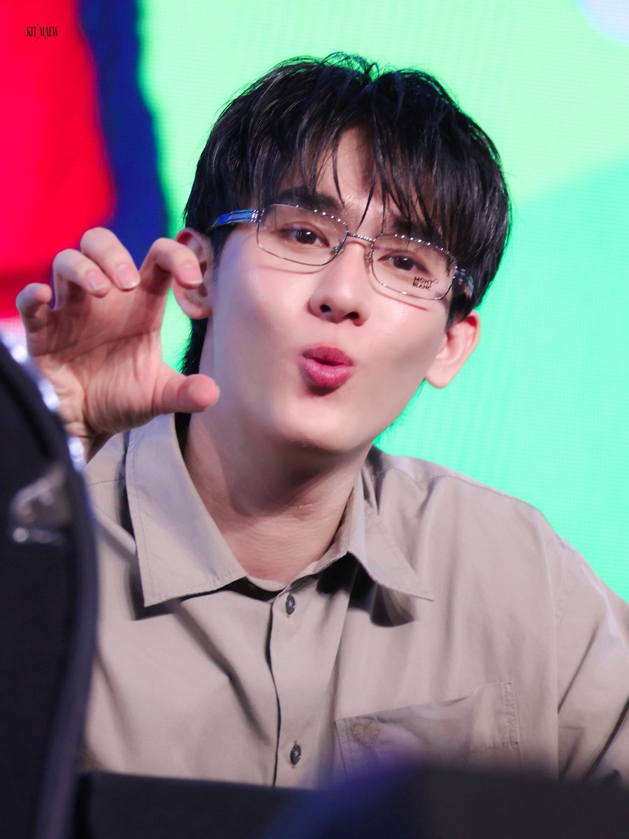 แมว매우 tweet media