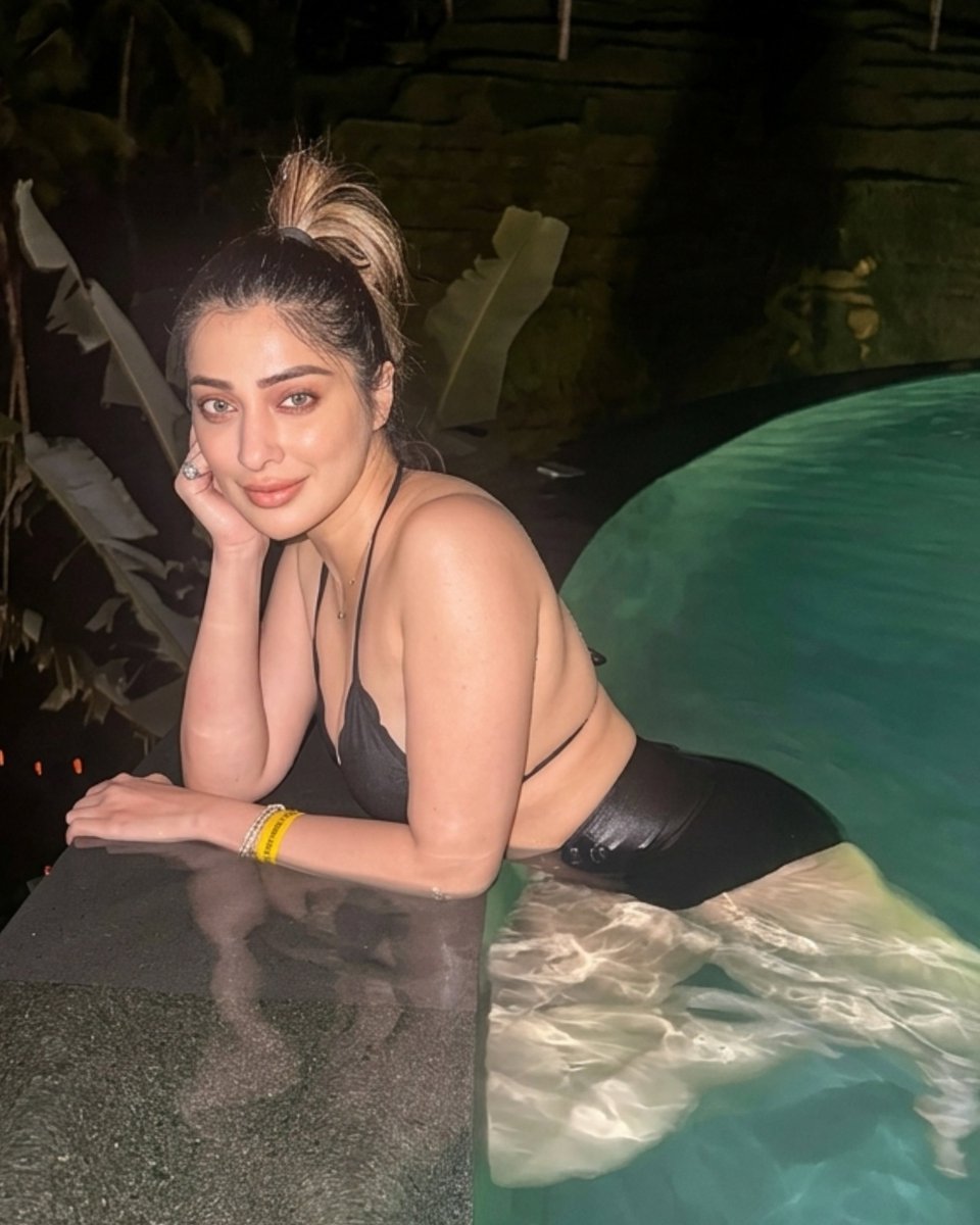 𝙈𝘼𝙈𝙄𝙁𝙄𝙀𝘿 ♥️ tweet media