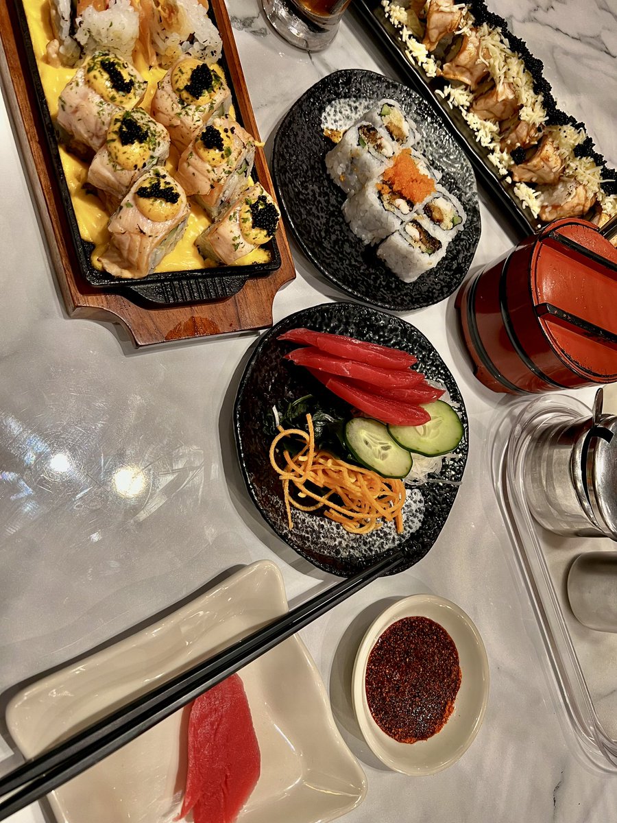 asteslaif tweet media