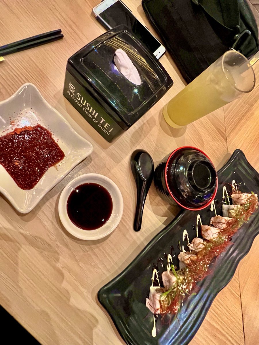 asteslaif tweet media