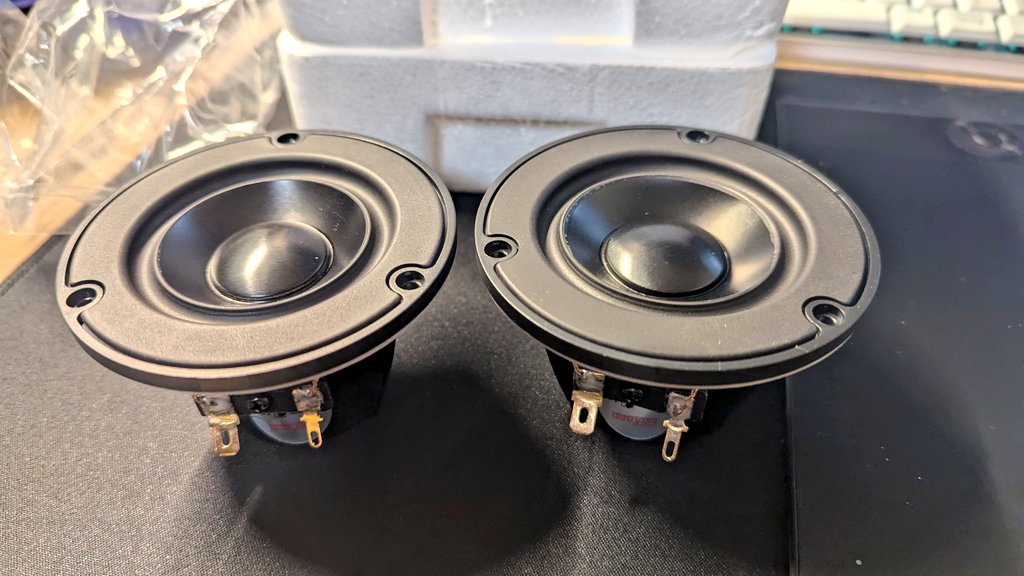 ６島 🏝 tweet media