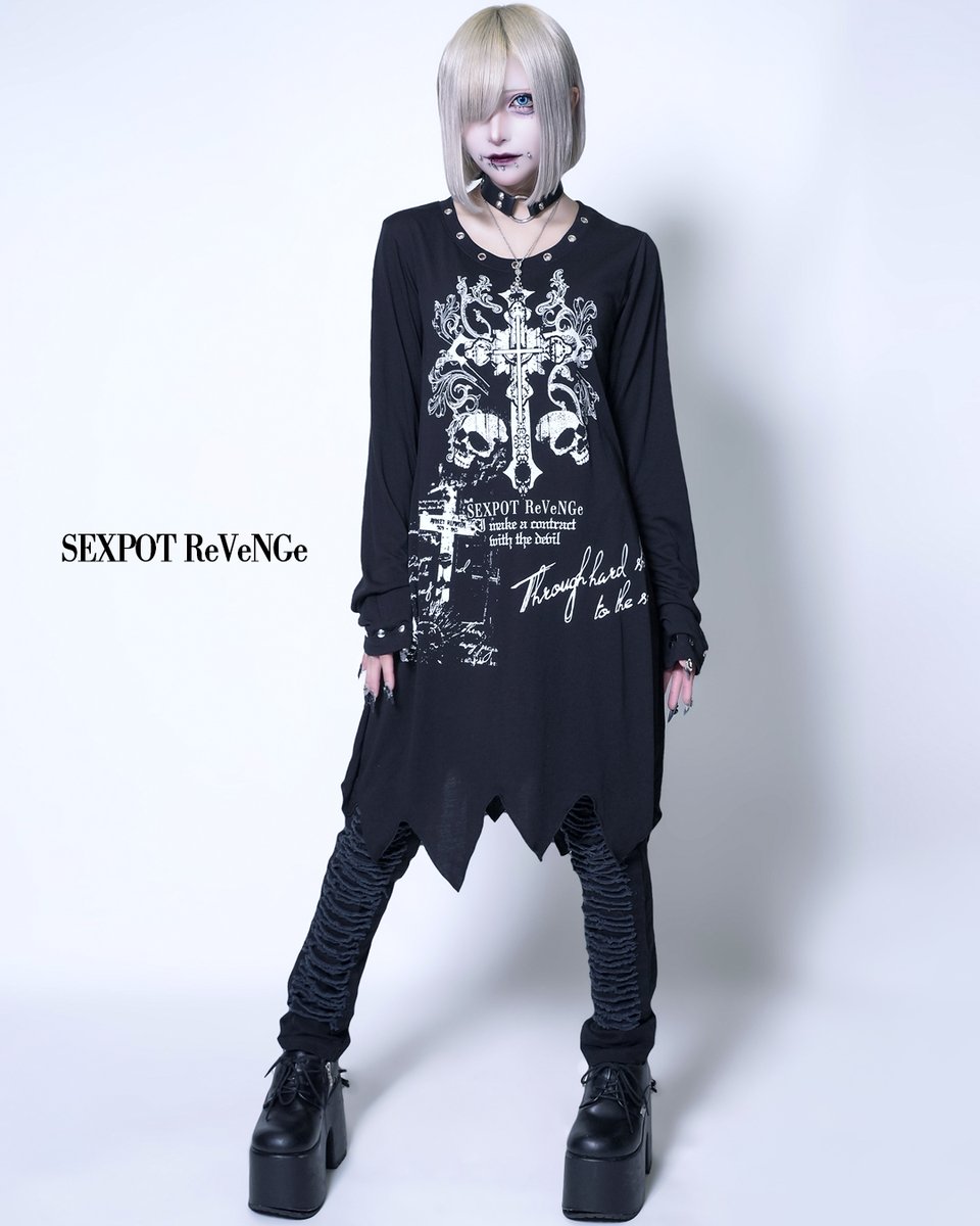 sexpot_web's tweet photo. 日常であり、特別な服。

SEXPOT BLACK。

#セクポの黒コーデ https://t.co/mSu790tIi3