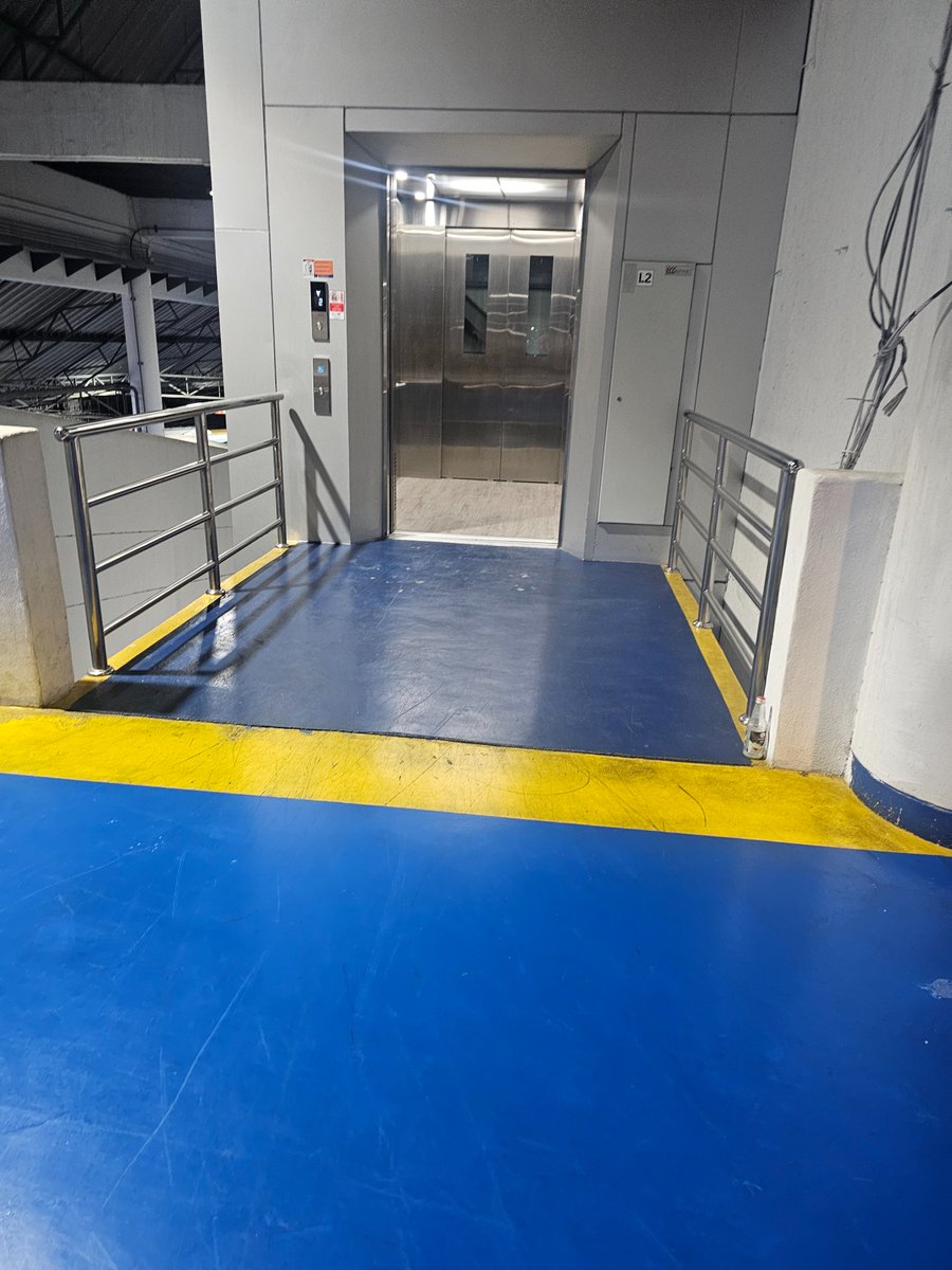 ศรีจัง tweet media