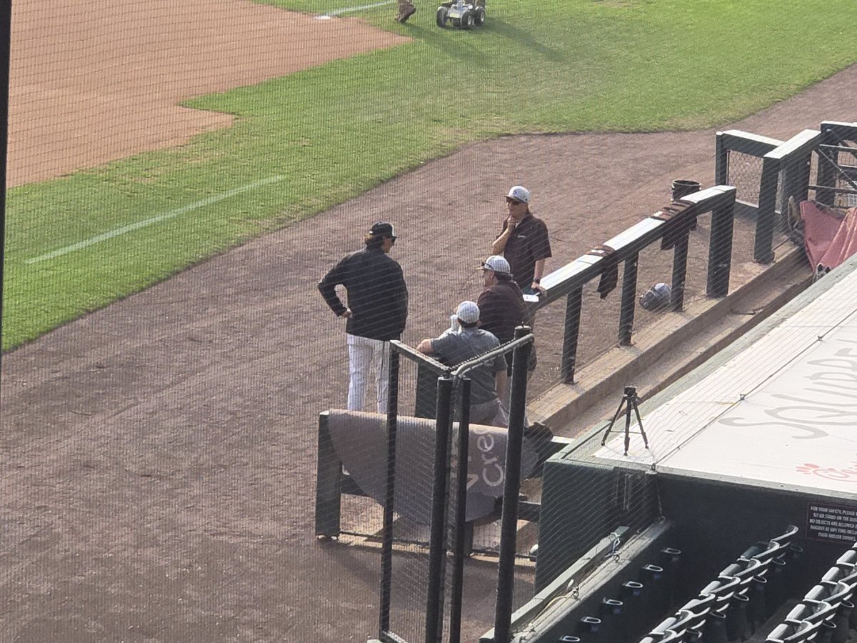 Joe Deck tweet media