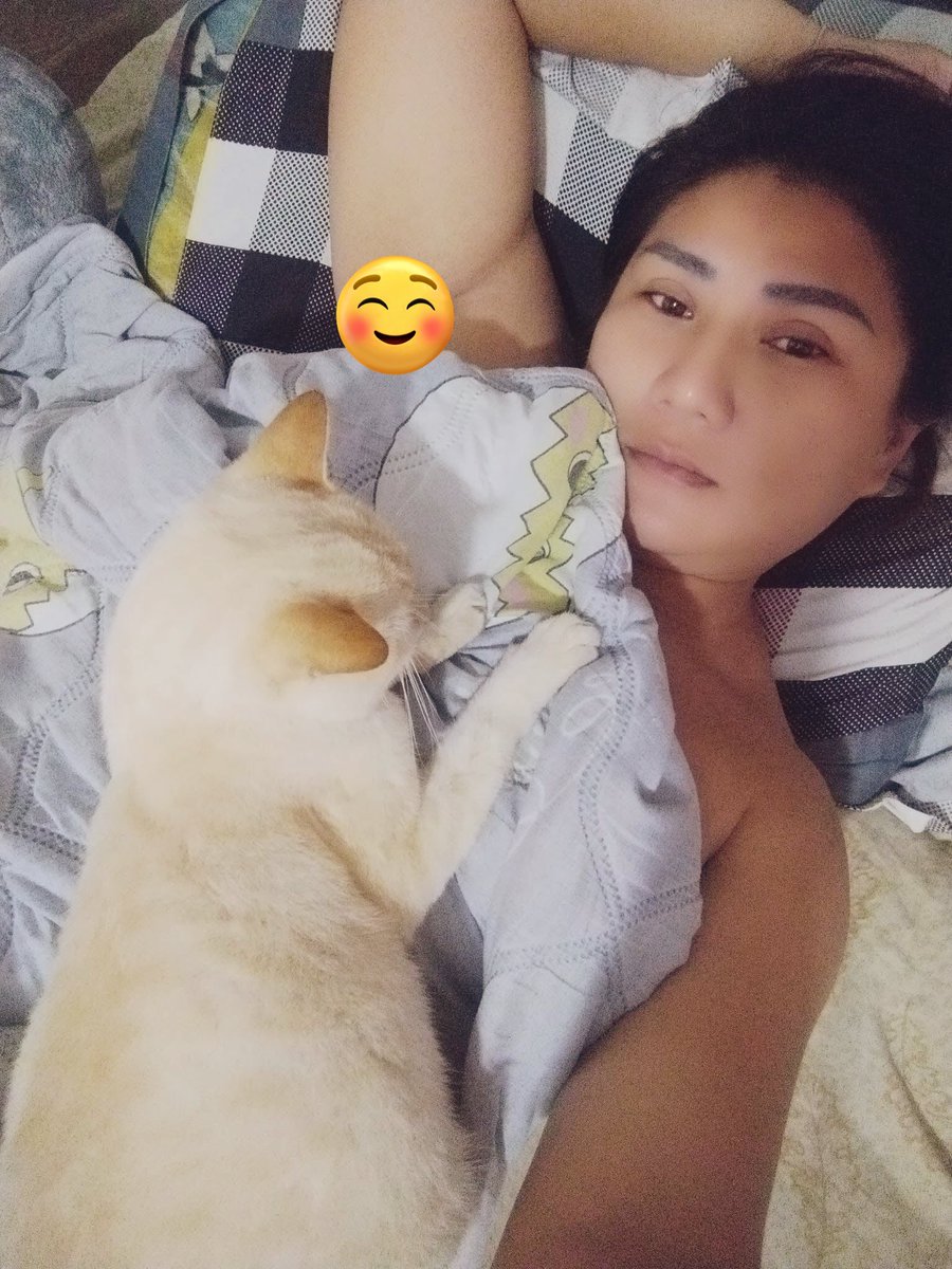 ลูกหมูอายุ42นะ😅 tweet media