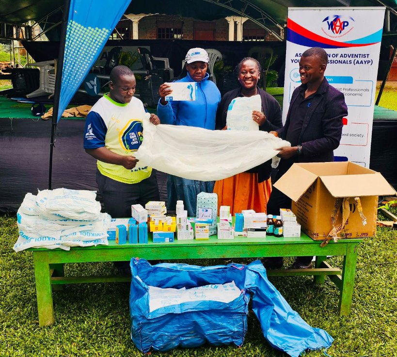 🩺 Medical Camp Update – Kalangala  

This afternoon, we received additional medicine and mosquito nets from Pr. Namugera (Health Director, CUC).  

📷 We sincerely appreciate the support!  📷