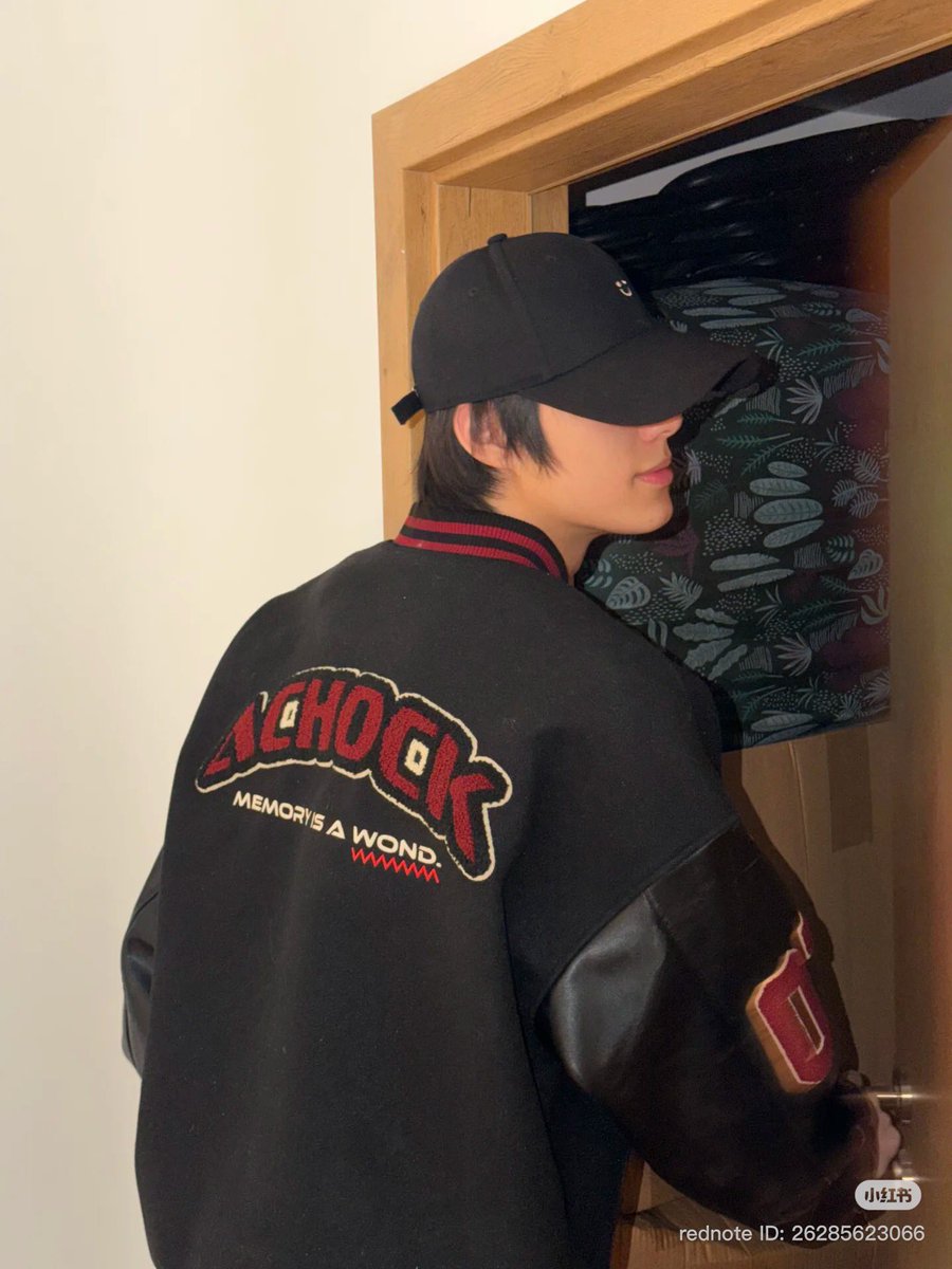 OMARtupdate09's tweet photo. 260327
🦖 update (1)

#tOmar #唐奥玛 #OmarTang 
#NexT1DE #NexT1DE_OMAR https://t.co/pKkhxy8OKu