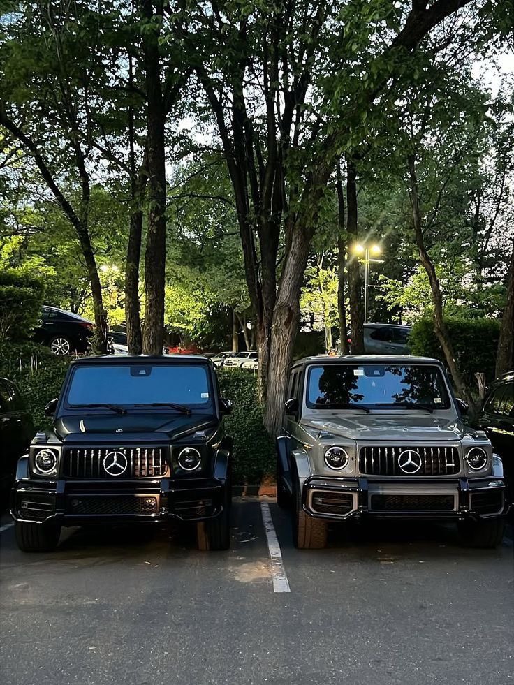 𝒞𝓁𝒶𝓈𝓈𝓎 tweet media