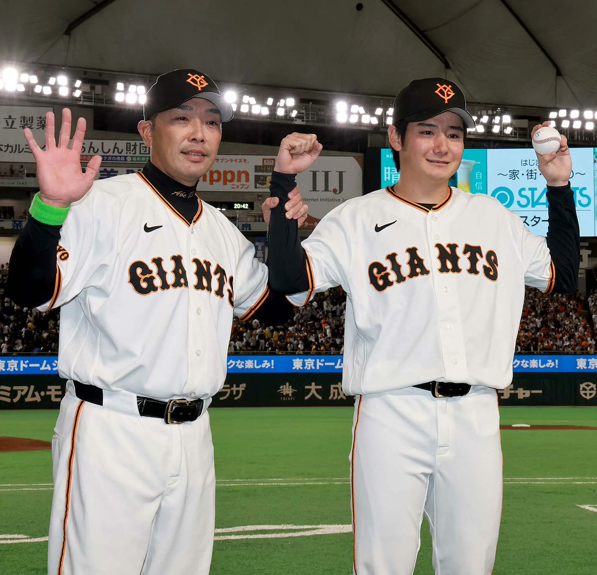 読売巨人軍（ジャイアンツ） tweet media