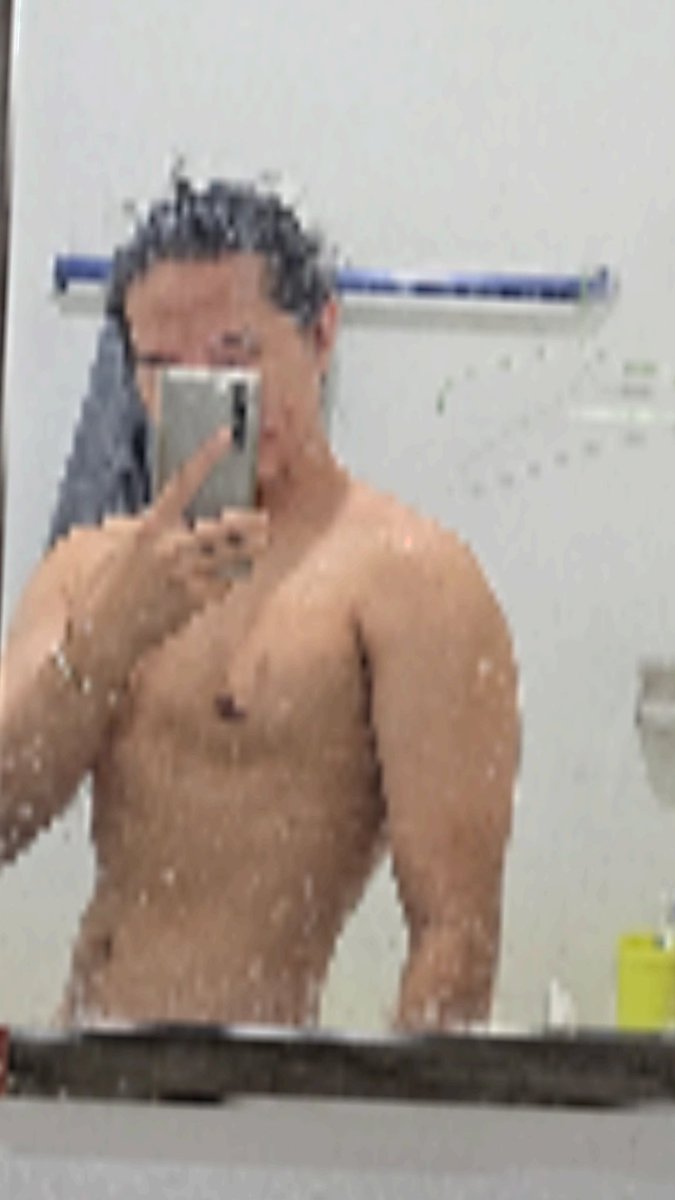 หมาจร...🐕 tweet media