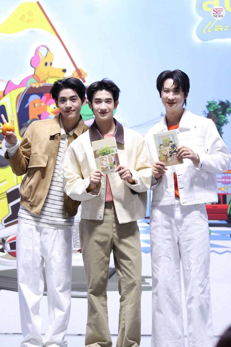 SuperStarNews tweet media