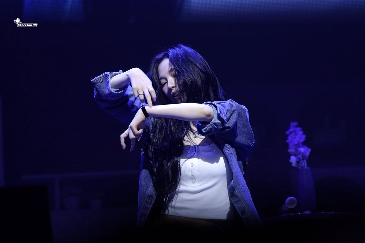 𝘒𝘞. tweet media