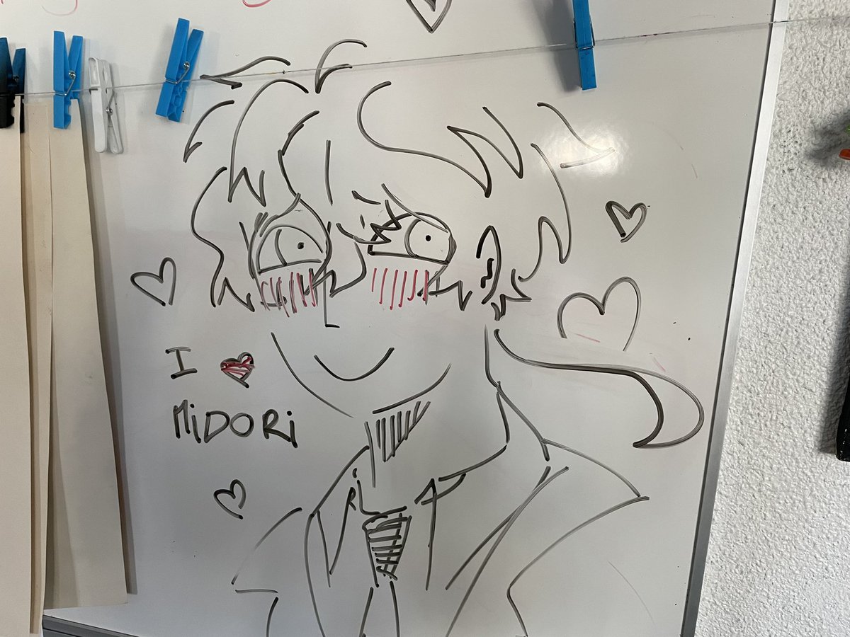 sulkjle's tweet photo. white board mido #yttd https://t.co/y1jOOv40st