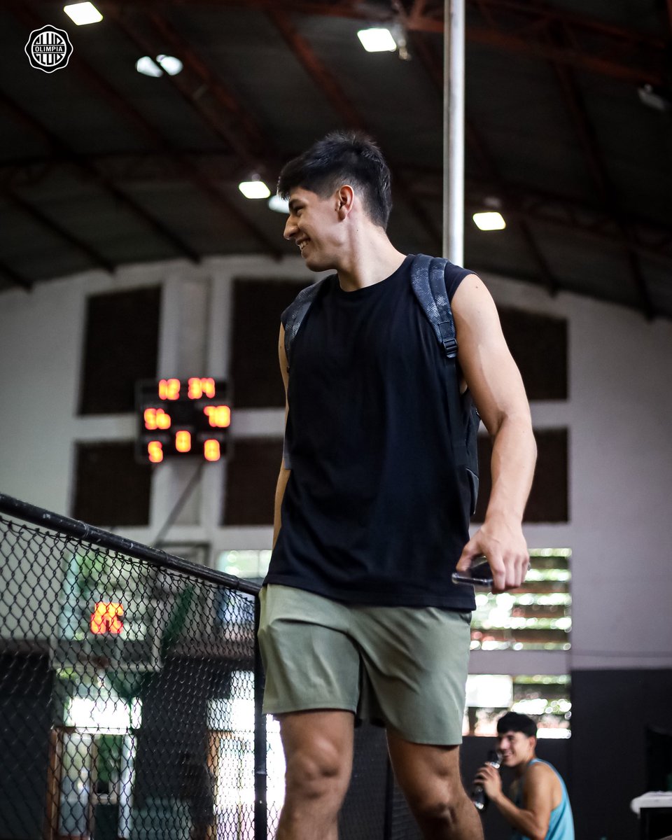 OlimpiaKings's tweet image. 🔛 ¡Viernes en marcha!

Los bicampeones y una jornada más de preparación. 🏀

#Go𝐊𝐈𝐍𝐆𝐒 👑

🤍🖤🤍