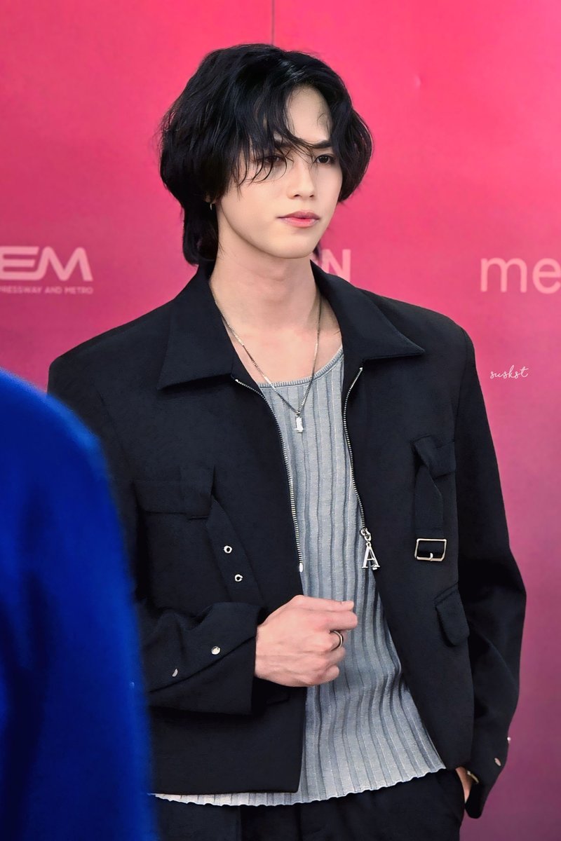 su.skst~♡ tweet media