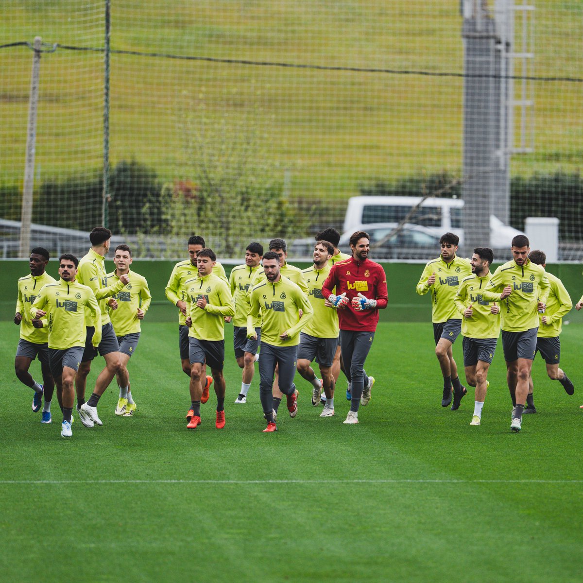 Real Racing Club tweet media