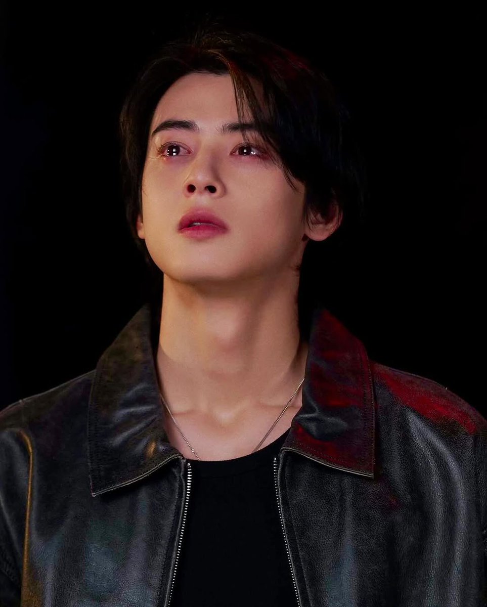 Proud AROHA 💜🫰Standing for Eunwoo Always tweet media