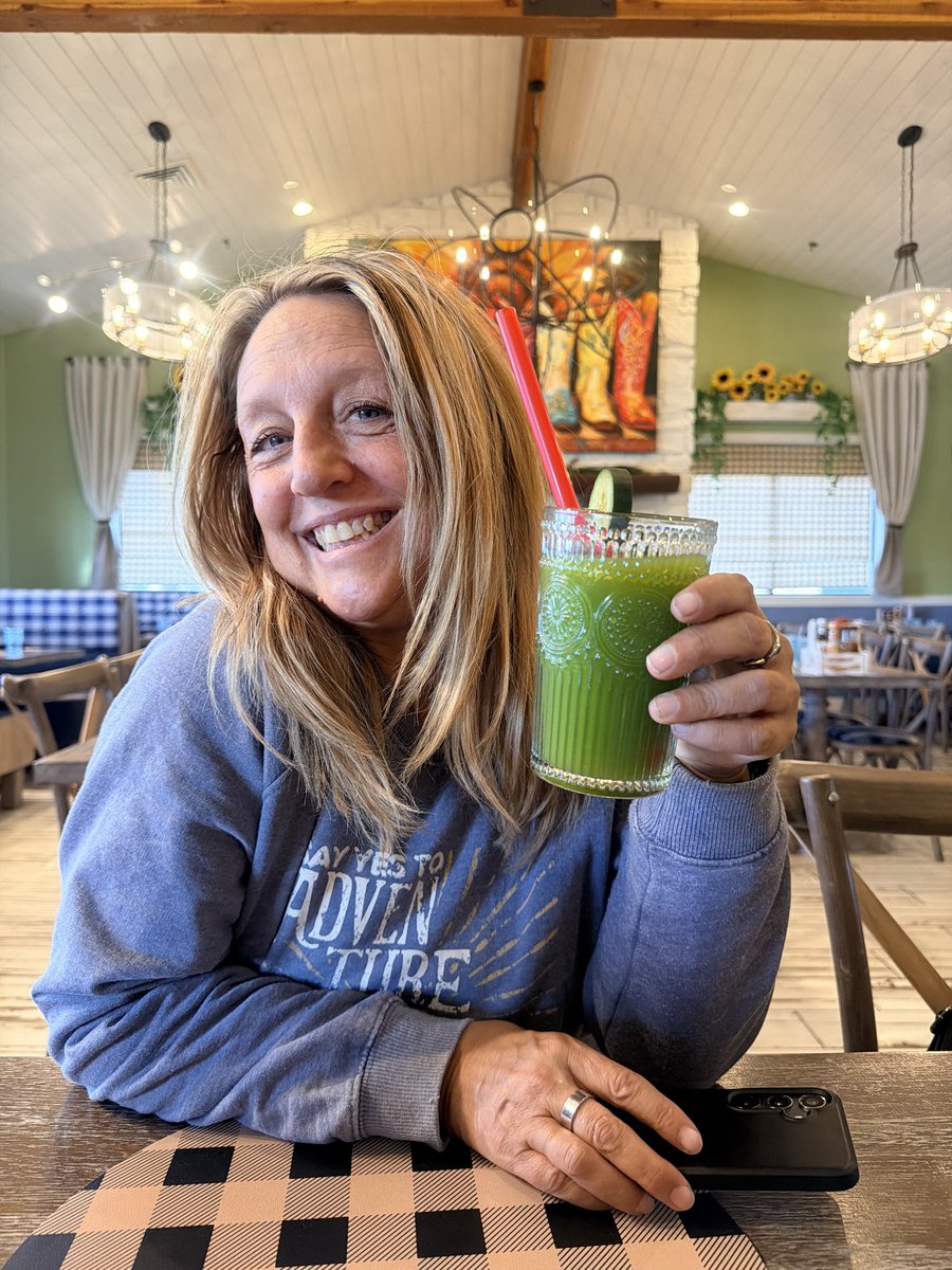 just michele 🧡🦊 tweet media