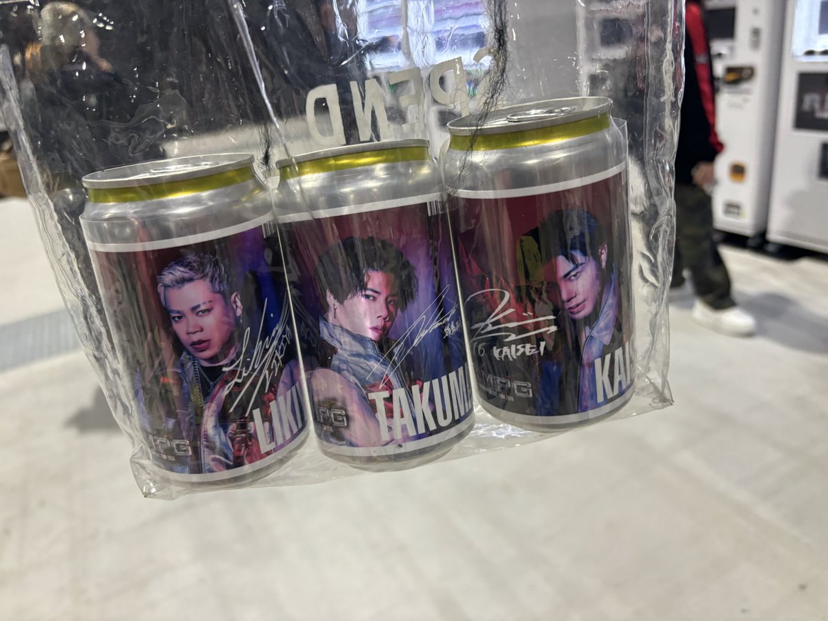 aya....... tweet media