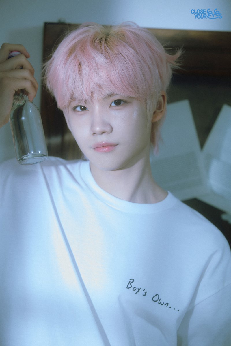 CLOSE YOUR EYES tweet media