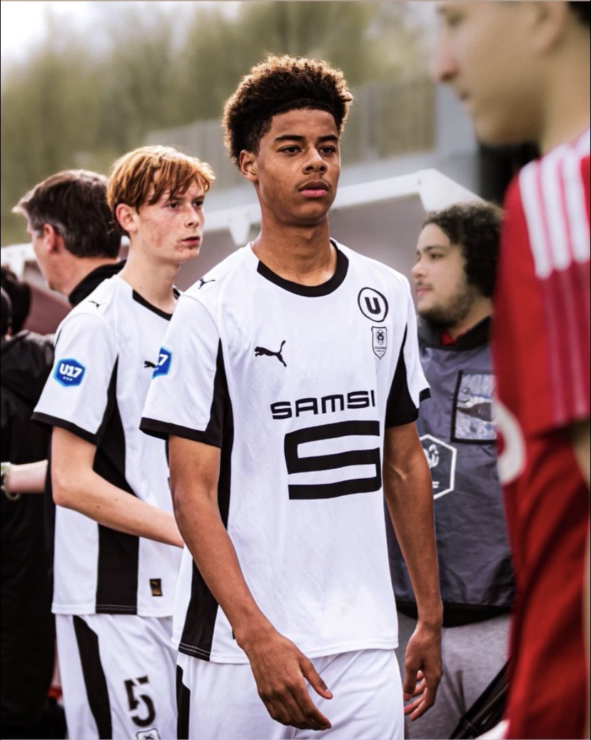 •6🇨🇮 tweet media