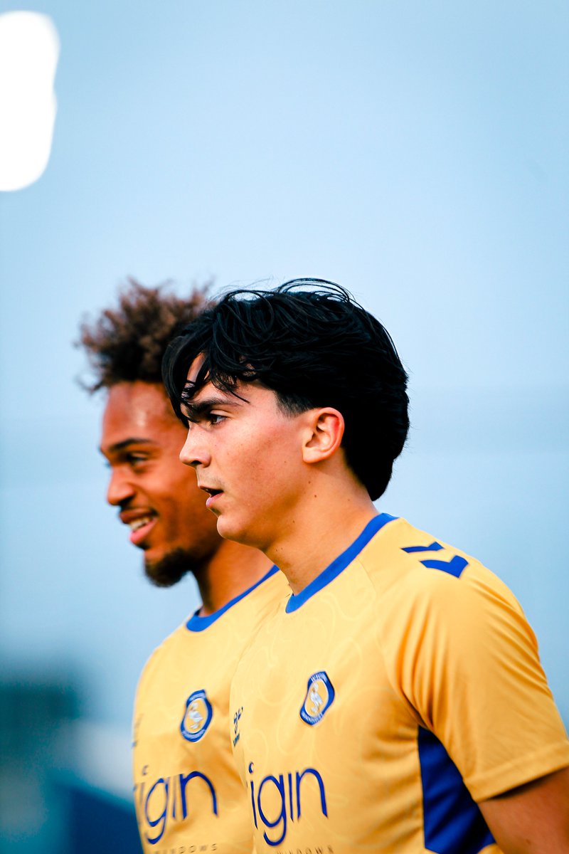 Wycombe Wanderers Academy tweet media