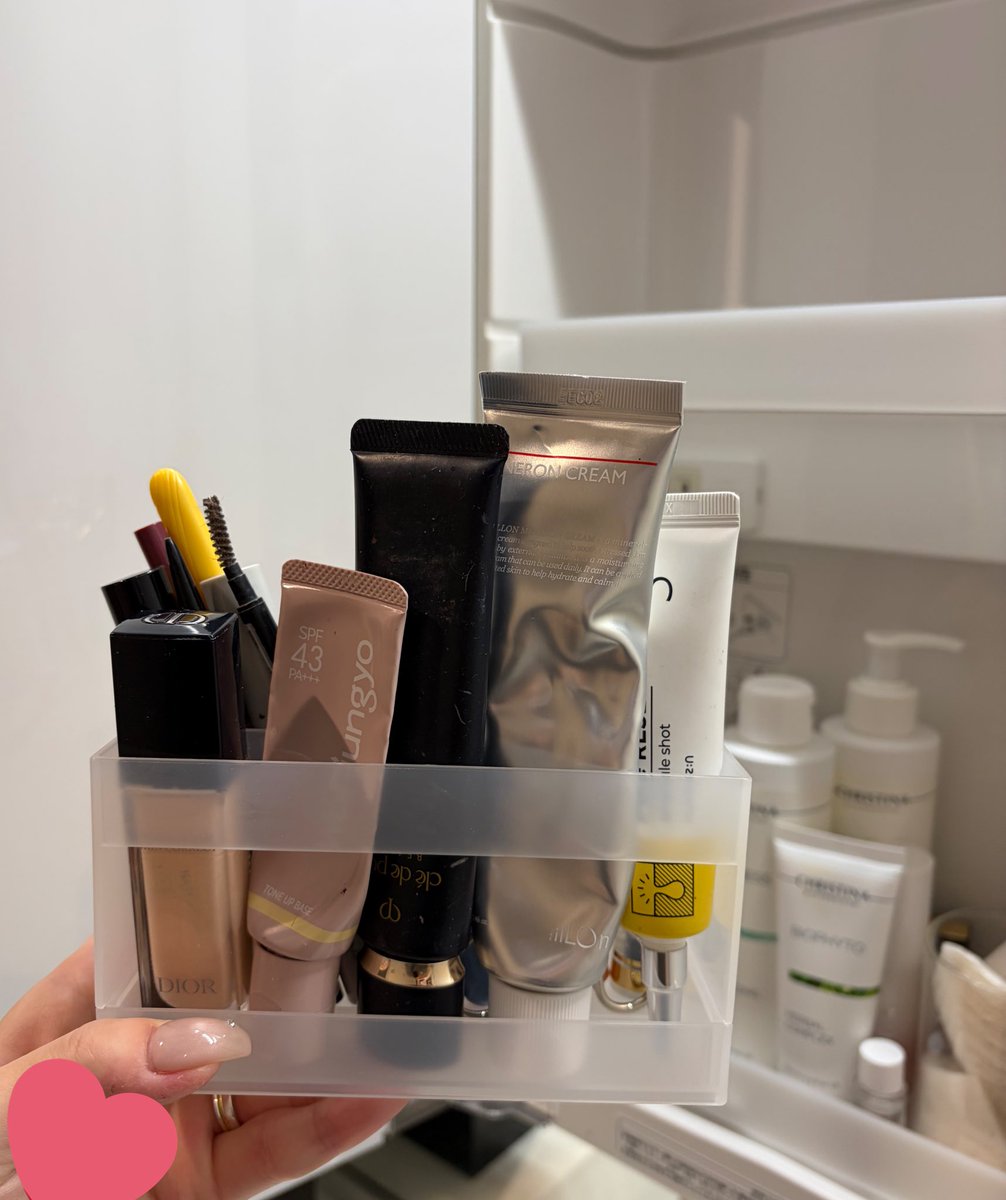 ☁️☁️ tweet media