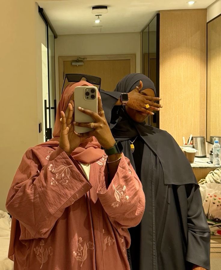 𝔫𝔦𝔫𝔞𝔞𝔥 tweet media