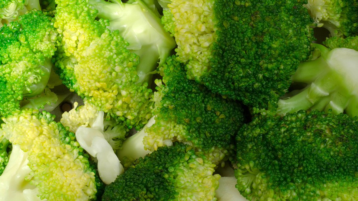 kunnil_s's tweet photo. Fresh harvest alert! Crisp veggies, plump fruits u0026 pantry staples—stock up your kitchen today. https://t.co/v7Y9X3l8h8