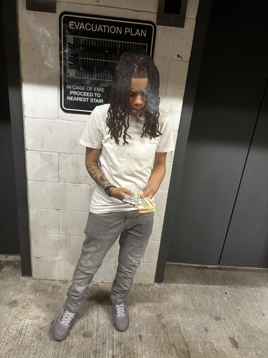 lahbcbfw tweet media