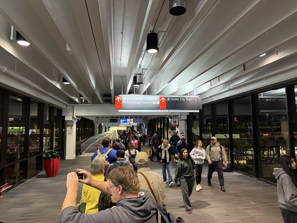 Cynical Publius tweet media