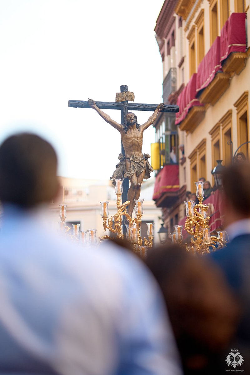 Hoy es #ViernesdeCachorro.

"El que quiera ser el primero, que sea el último de todos y el servidor de todos".