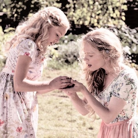 ˖ ࣪ 𝒆𝐥𝐥𝐚 tweet media