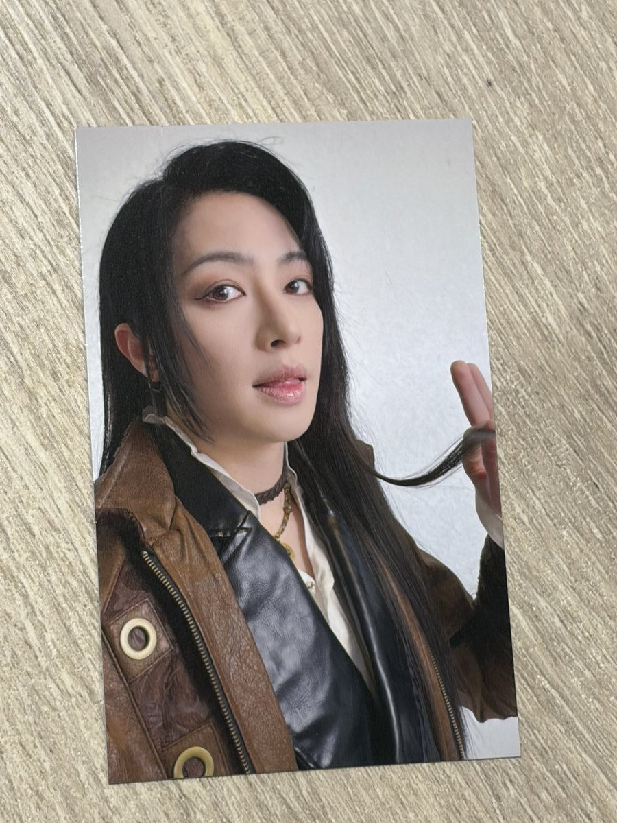 リサミ tweet media