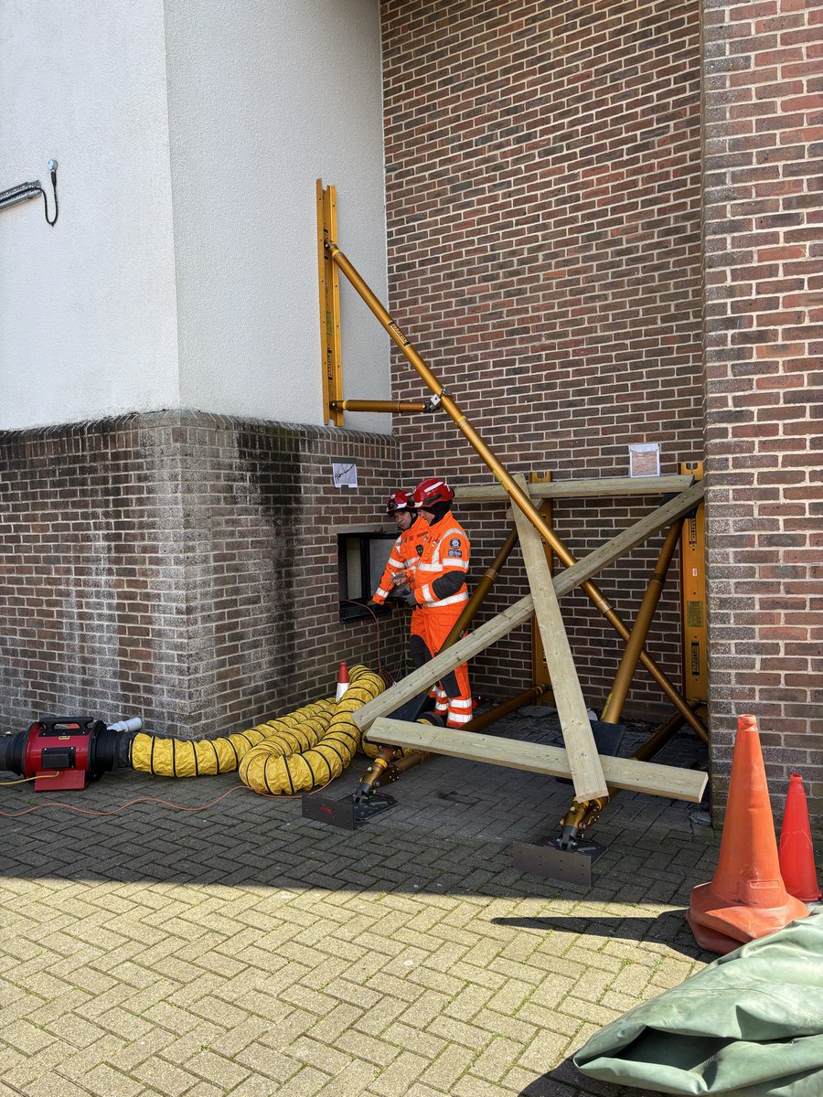 Hampshire & IOW USAR Team 📟-🇬🇧 tweet media