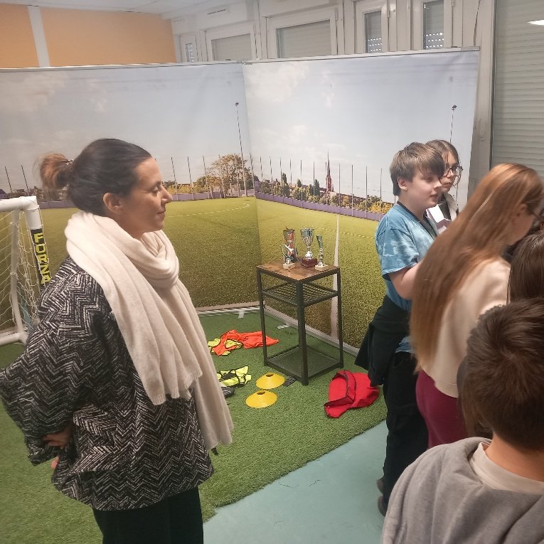 Image de Préfet Pas-de-Calais - #SurLeTerrain

Hier, Sophie Pagès, sous-préfète de l'arrondissement de Saint-Omer, a participé à plu