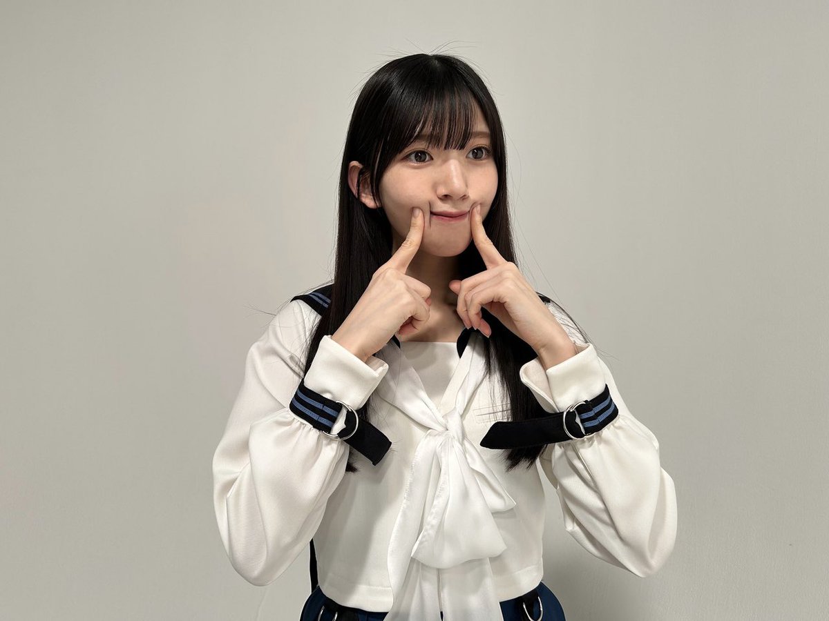 katu4719's tweet photo. 美羽ちゃん…この時はかなりあどけなかったが…
今はもう美神のそのもの🌸
このVlogで色々な意味でインパクトを残してくれた事が美羽ちゃんを推すキッカケになった✨
これからもBuddiesを魅了し、私たちファンを釘付けにしてください✨
そして大いなる活躍を日々祈ってます🙏
#村山美羽 
#櫻坂三期生 https://t.co/x2WR69a6ek