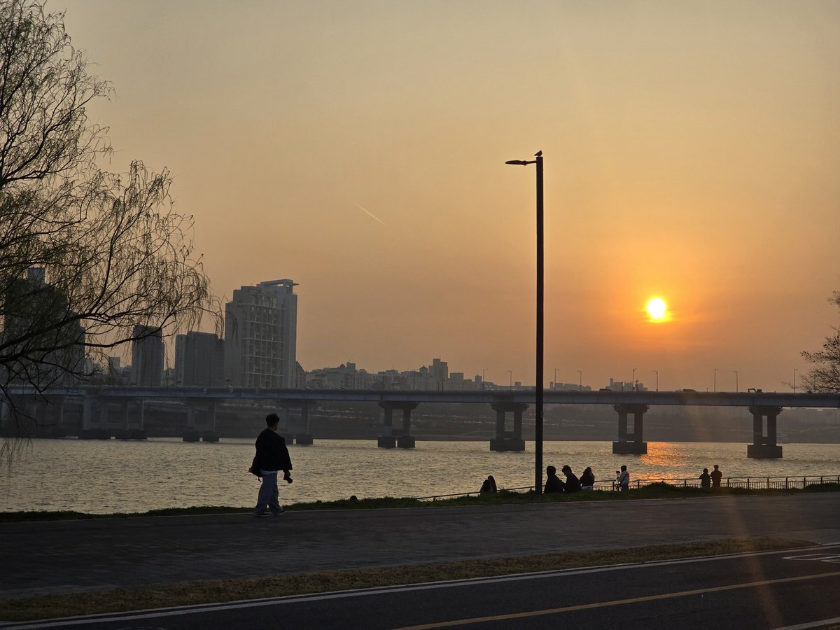 크루저레드 tweet media