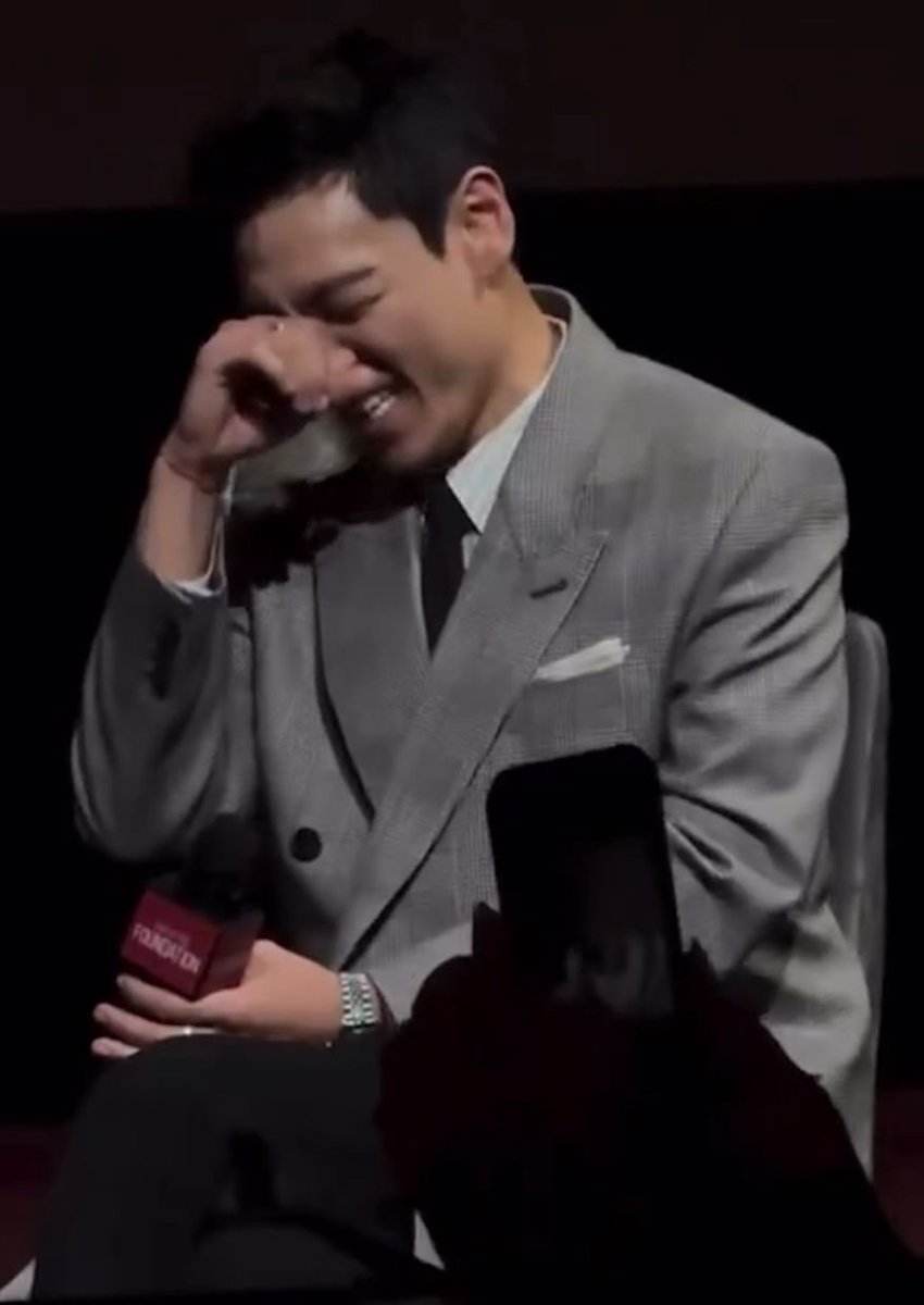 sarah ₊˚⊹ ᰔ tweet media