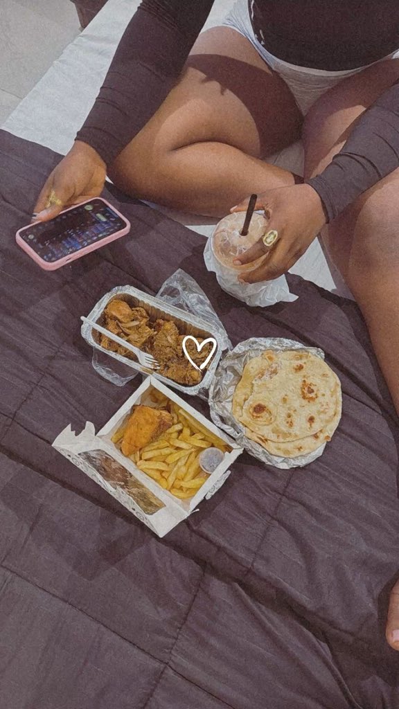 clinton🔫 tweet media