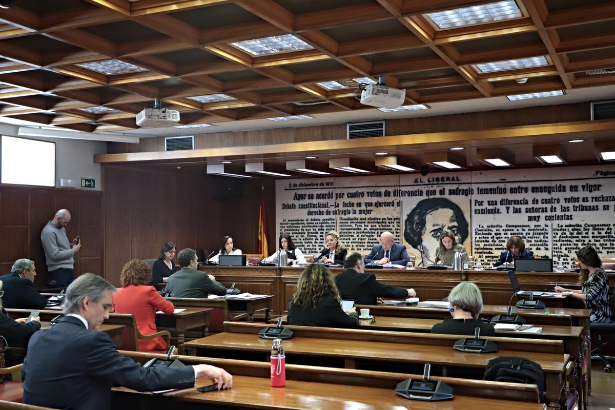 PSOE SENADO tweet media