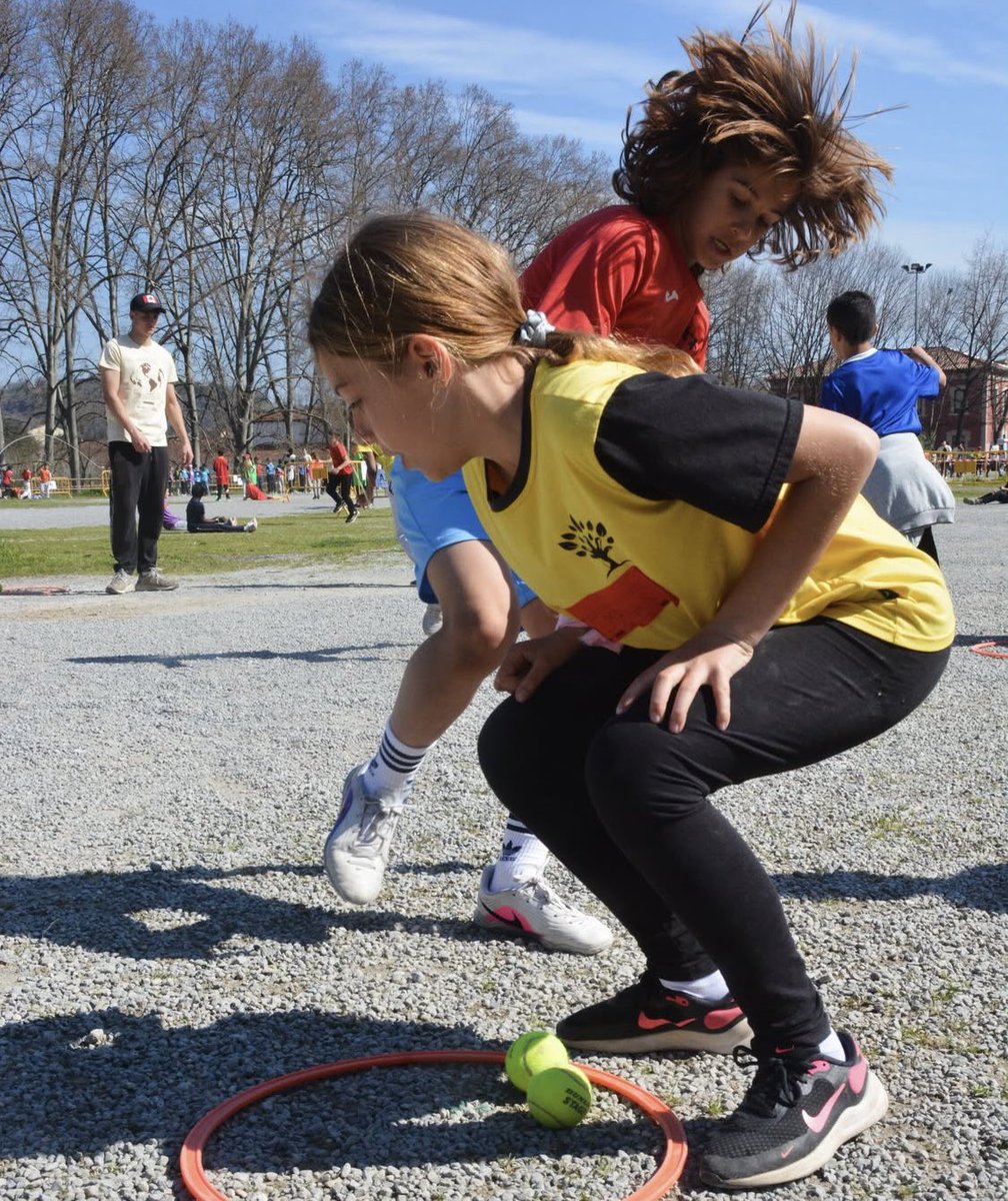 AcesEurope's tweet image. 574 students enjoyed Rodajoc in Olot 🇪🇺🏅

As European City of Sport 2026, Olot hosted this outdoor event bringing together 18 schools to promote traditional games, social interaction &amp;amp; active lifestyles.

#Olot2026 #BeActive #ActiveKids #ACES