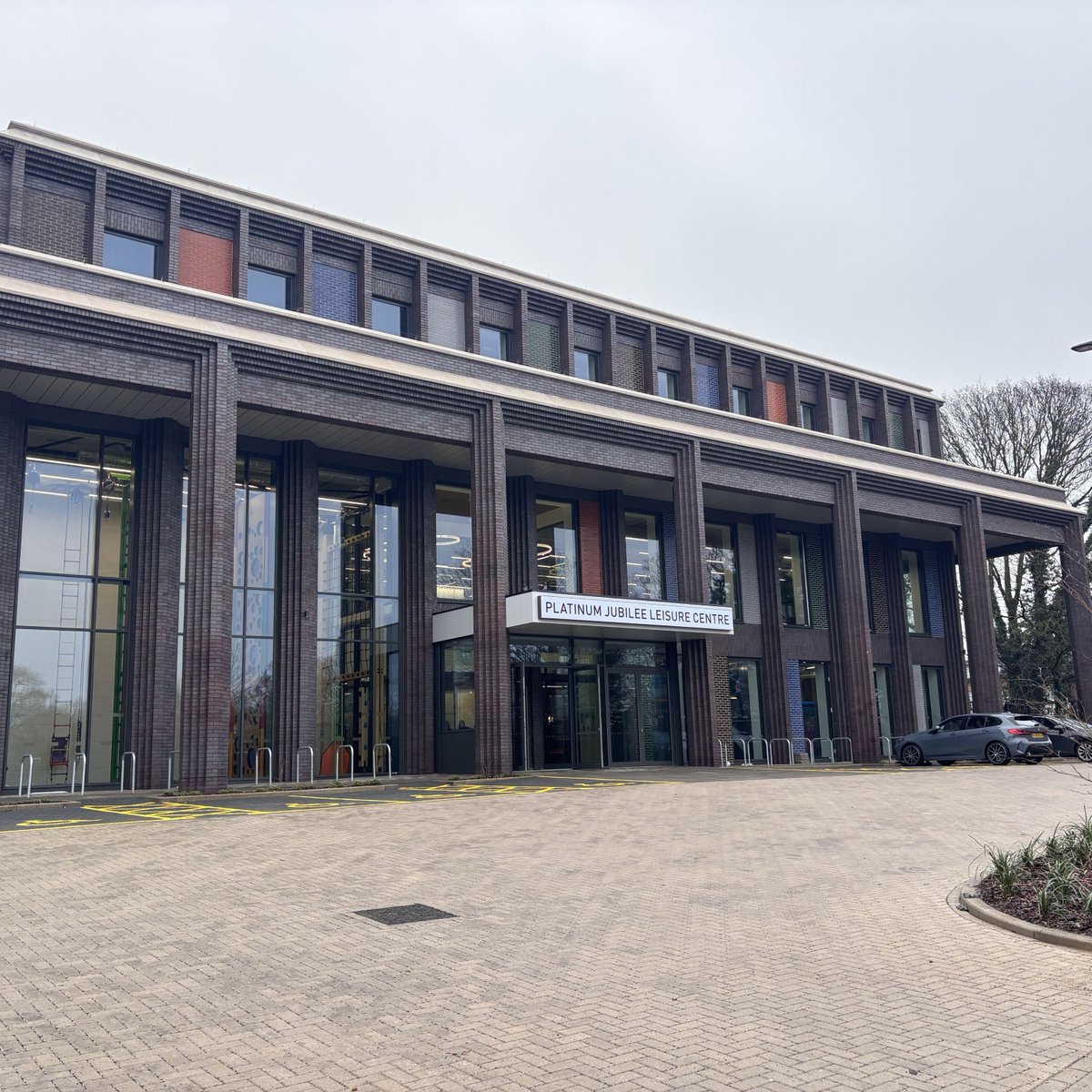 Hillingdon Council tweet media