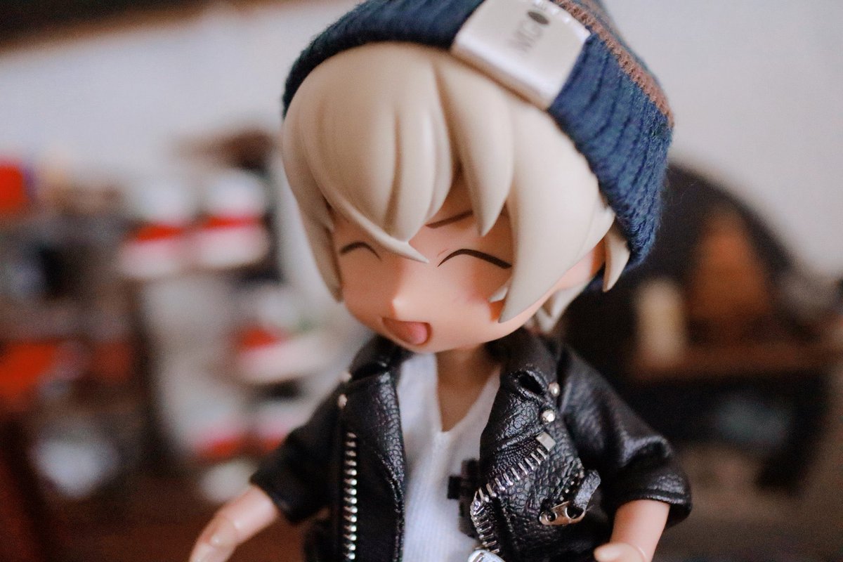 📱👓📱 あのじ tweet media