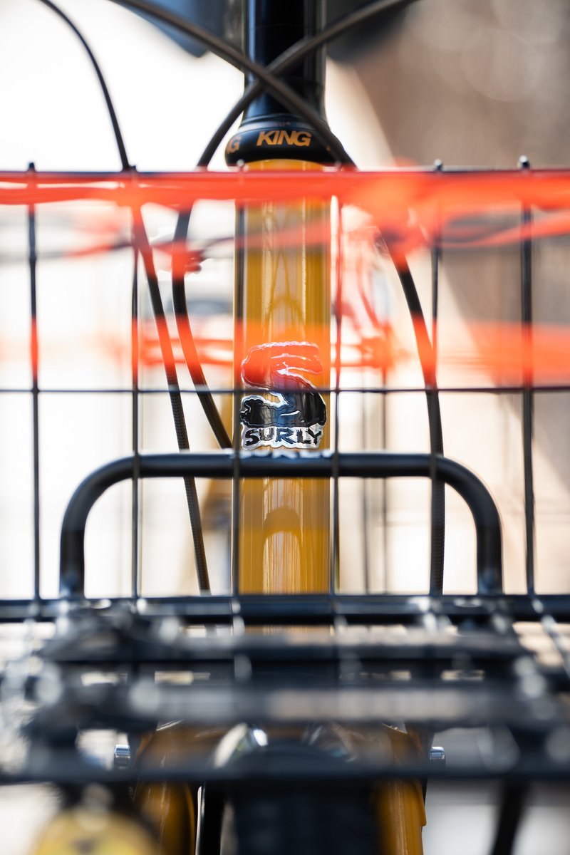 BLUE LUG tweet media