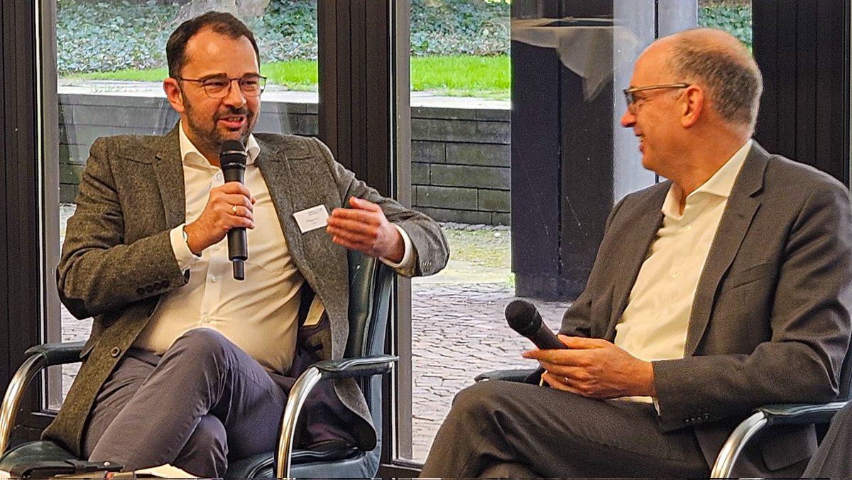philipp_rock's tweet photo. At the global meeting of German development councillors I had the good opportunity to discuss the role of and possible cooperation with new donors such as #Türkiye and Gulf states with state secretary @NielsAnnen https://t.co/pAPogl01vK
